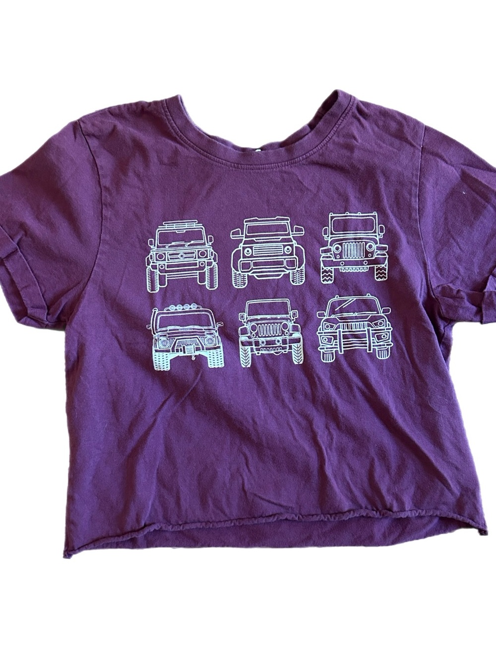 Xs Juniors Maroon Short-Sleeve Cropped Tee with Off-Road Jeep 4x4 Truck Cars